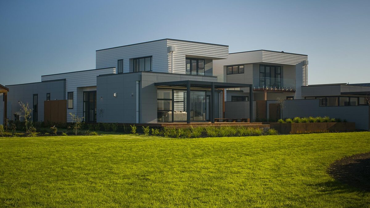 Linea™ Weatherboard & Stria™ Cladding