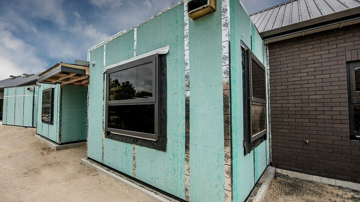 Home exterior under construction using HomeRAB™ Pre-cladding