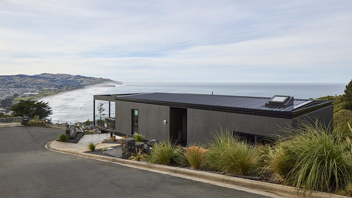 Axon™ Panel Grooved