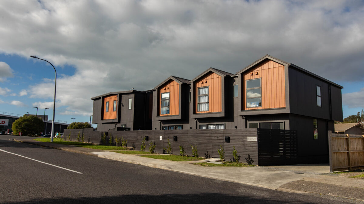 Axon™ Panel and Oblique™ Weatherboard