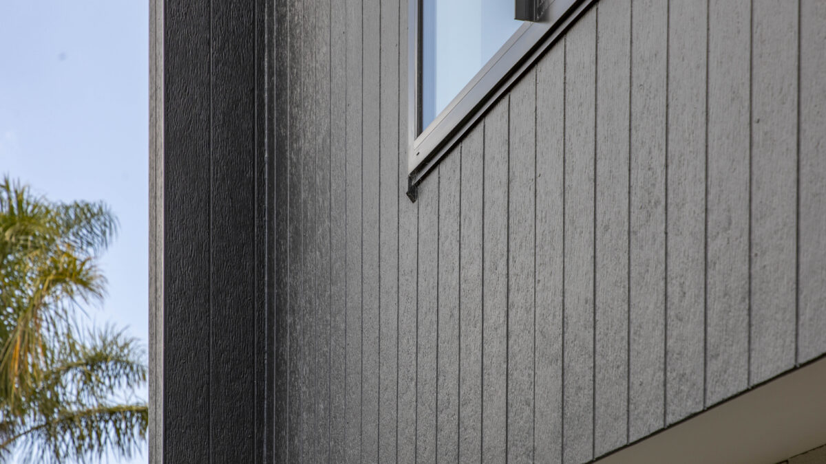 Axon™ Panel Grooved Grained