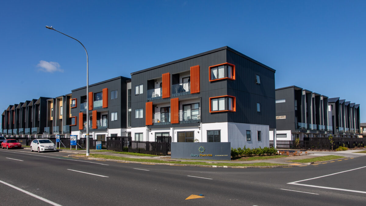 Oblique™ Weatherboard and Stria™ Cladding