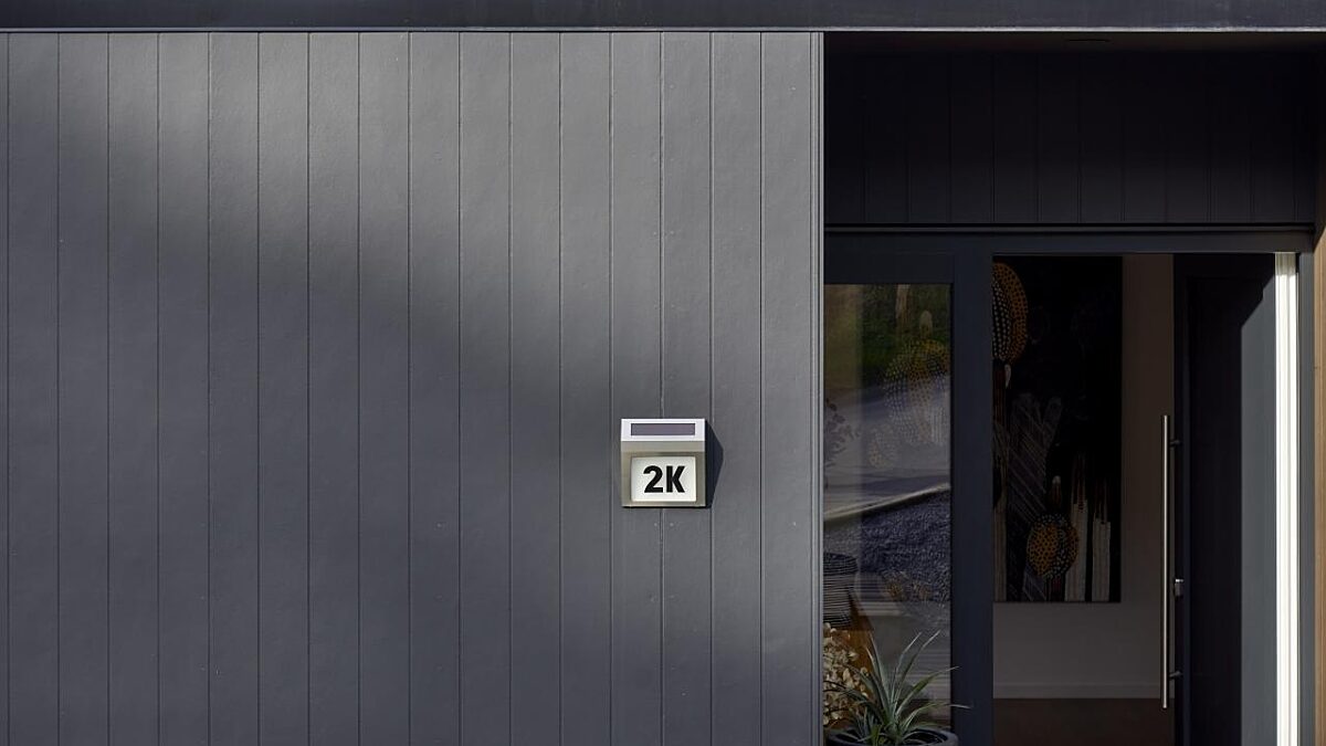 Axon™ Panel Grooved