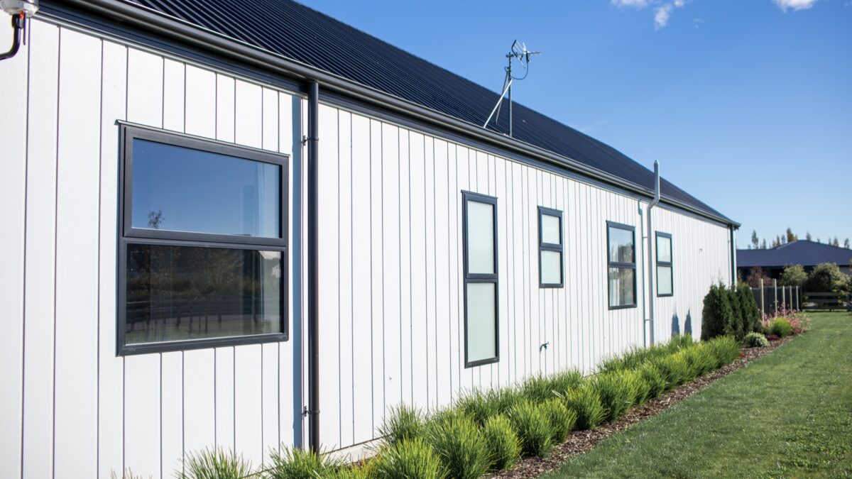 Oblique Weatherboard 1