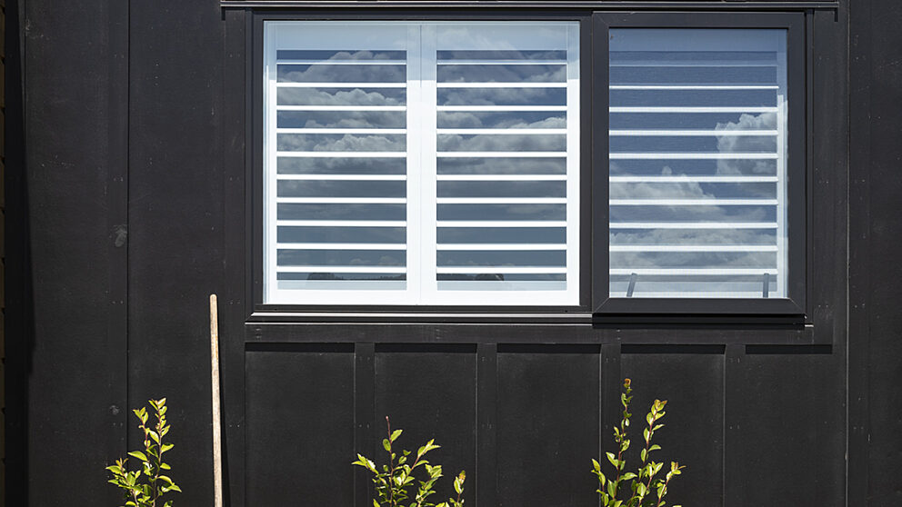 Hardie™ Flex Sheet with Hardie™ Axent Trim